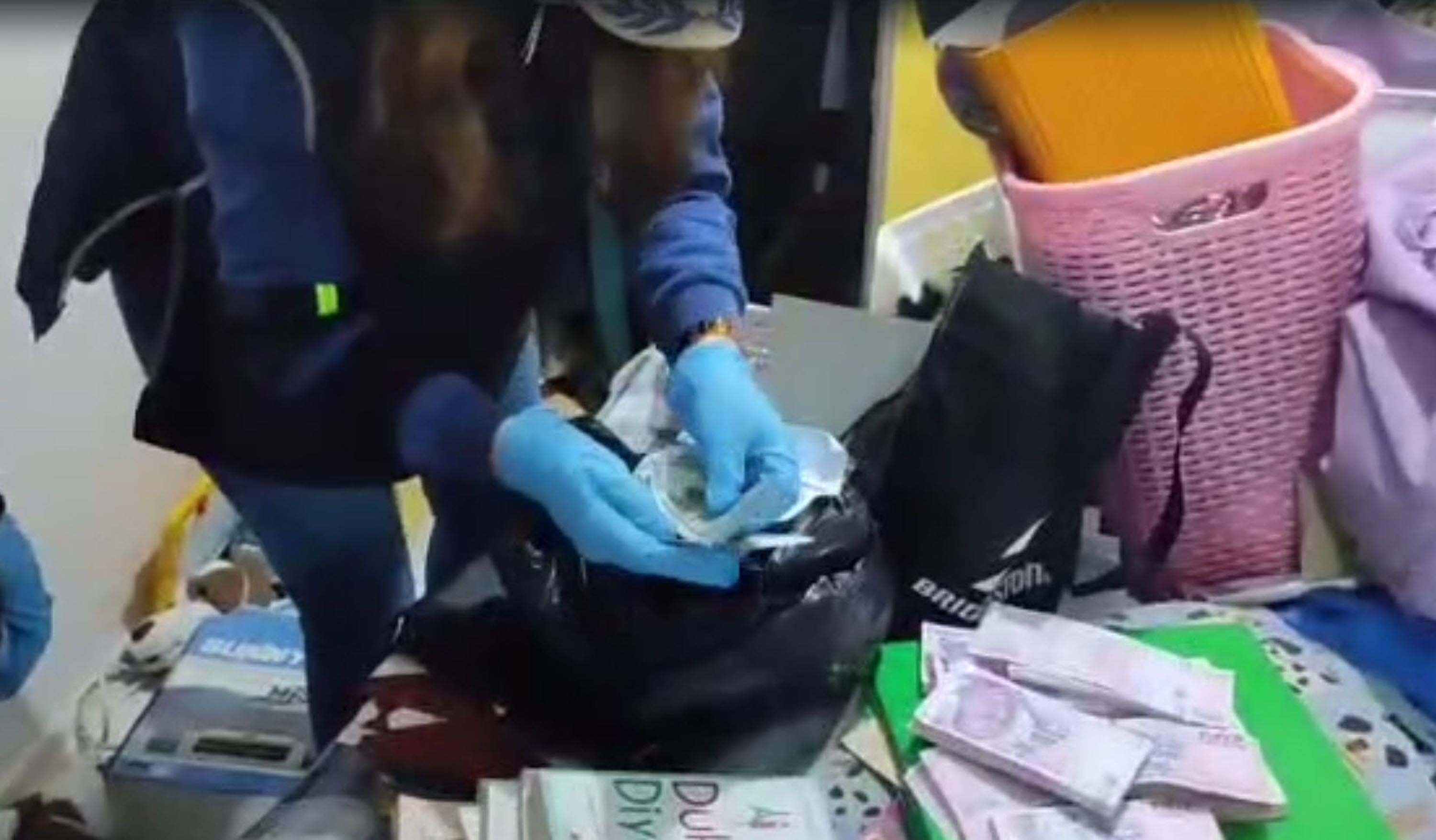 F E T O N U N M A N I S A D A K I Y E N I Y A P I L A N M A S I N A 1252020 372569