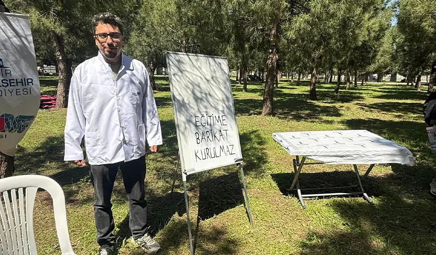 Hababam Sinifinin O Sahnesi Gercek Oldu Meslek Fabrikasi Ogrencileri Acik Alana Sinif Kurdu 2