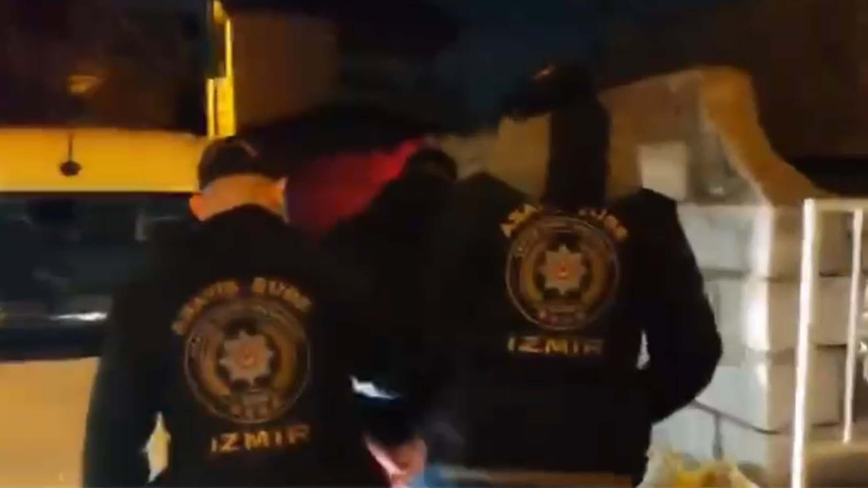 I Z M I R’ D E S I L A H K A C A K C I L I G I V E U Y U S T U R U C U 1241767 369433