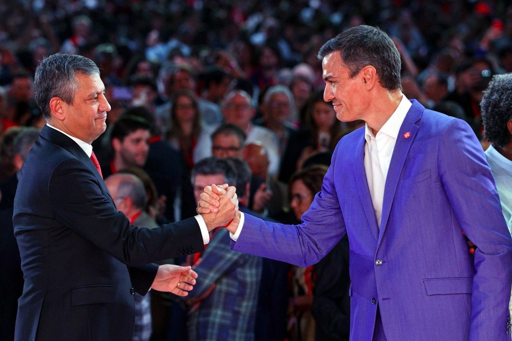 Lal Denizli İlerici Küresel Seferberlik Toplantısıphoto 2026 04 19 14 38 00