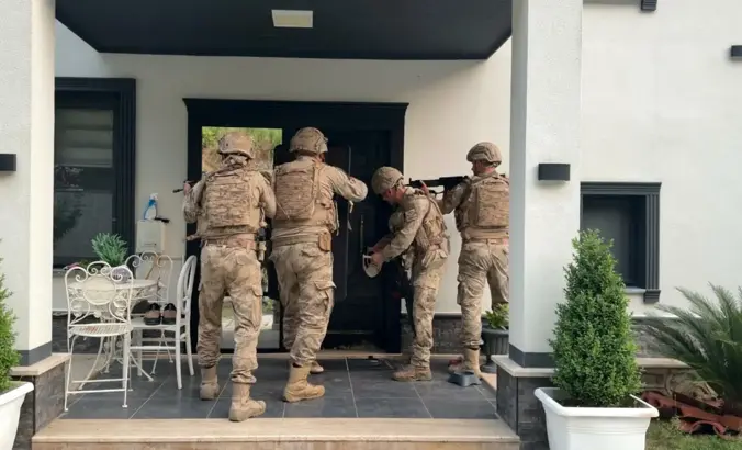 Muğla merkezli 5 ilde suç örgütüne operasyon: 12 gözaltı