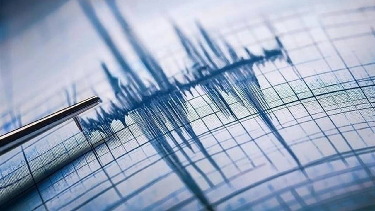 AFAD duyurdu: Van'da deprem!