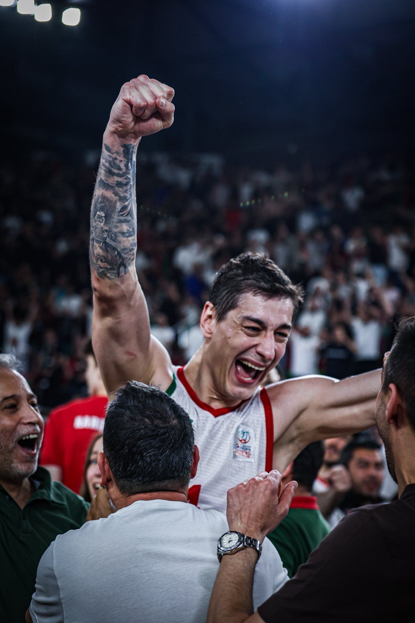 Mesut Sancak'tan Karşıyaka'ya alkış