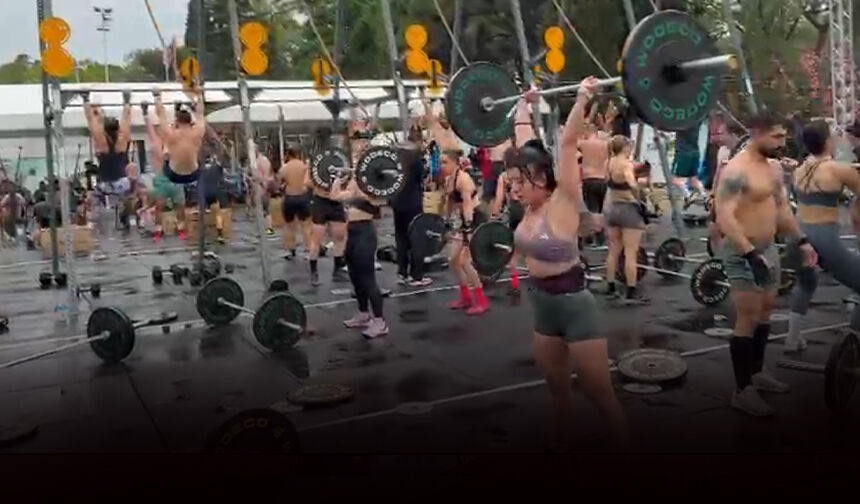 İzmir’de yağmur altında fitness coşkusu