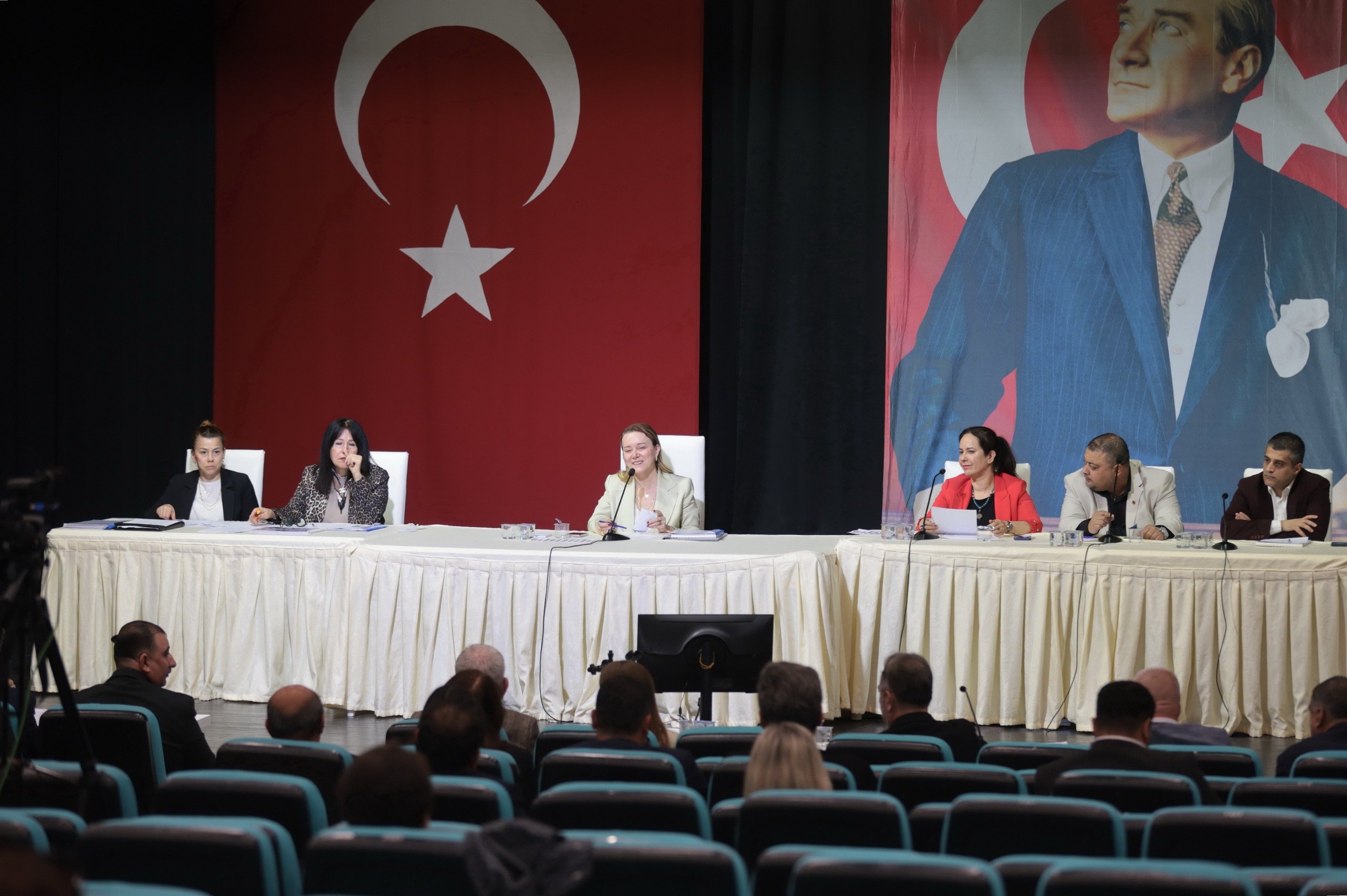 Konak’ta Kesin Hesaba Onay (2)
