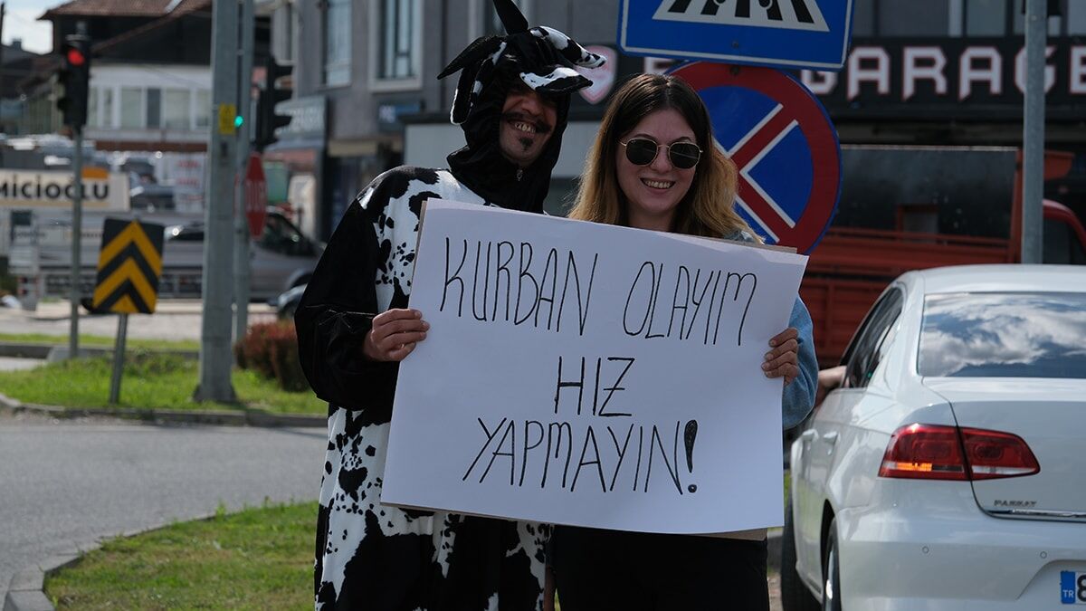 Kostum1Jpg Z W Y X8 C Dmmk6 O3Q5 I3 Ou X O Q