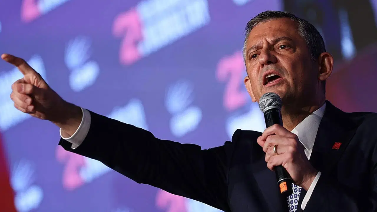 Özel'den 'mutlak butlan' çıkışı: 'Yapsınlar baskın seçimi, bekliyoruz'