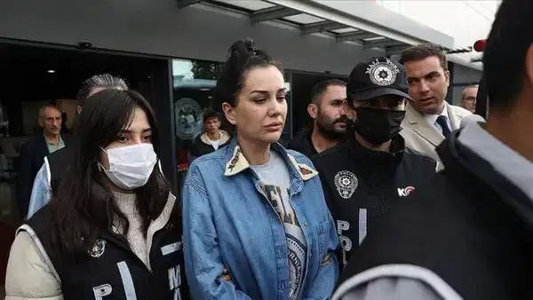 6,3 milyon takipçili hesabı kapatılan Dilan Polat'tan ilk açıklama