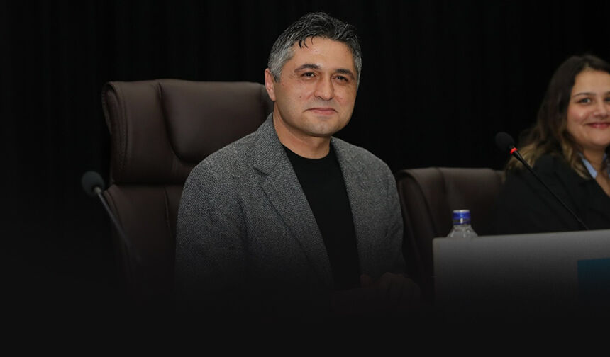 Acar dev projeler için tarih verdi... Biz parka değil yolcu iskelesine, katlı kavşağa proje diyoruz!
