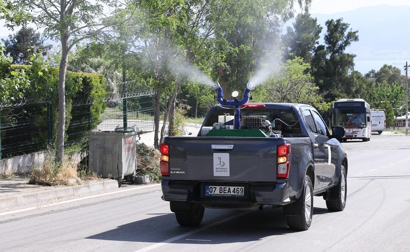 Bayraklida Yaz Boyunca İlaçlama Seferberli̇ği̇ (1)