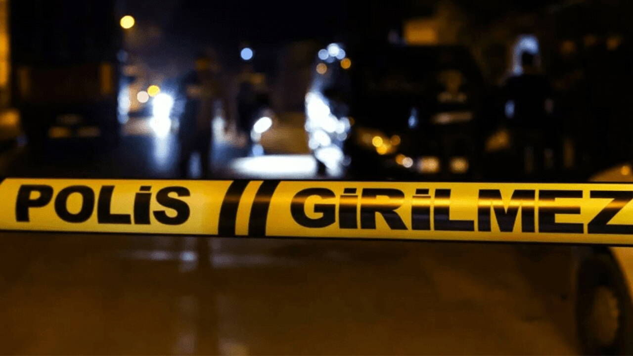 Bir hafta önce taşınmıştı: Evinde asılı halde ölü bulundu