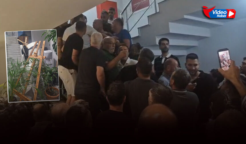 CHP İzmir'de olaylı gece: Gümrükçü parti binasına girdi ortalık karıştı!