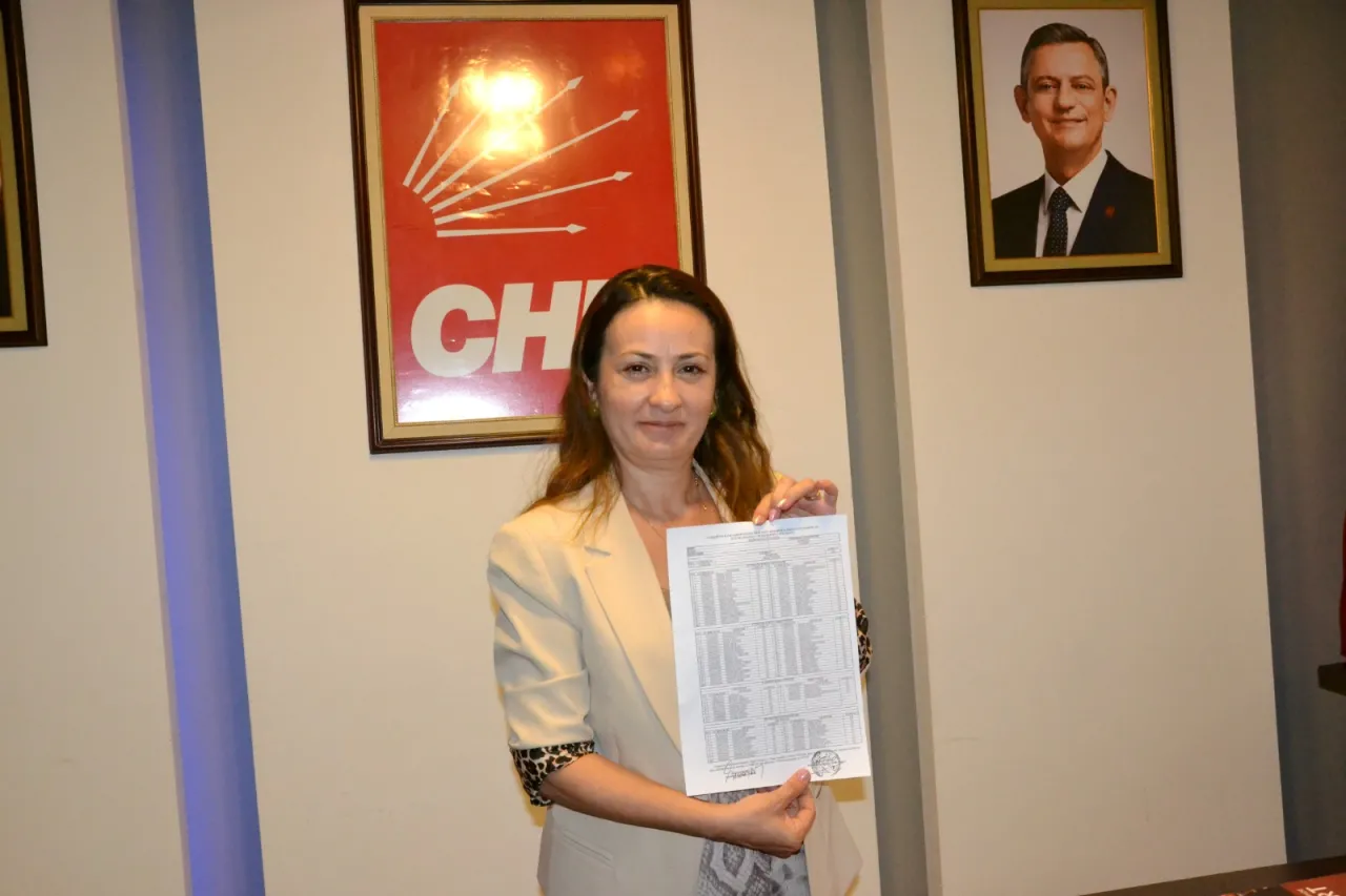 Gorevden Alinan Chp Manisa Il Baskani Ozalper Baba Ocagimizi Terk Etmeyecegiz 2
