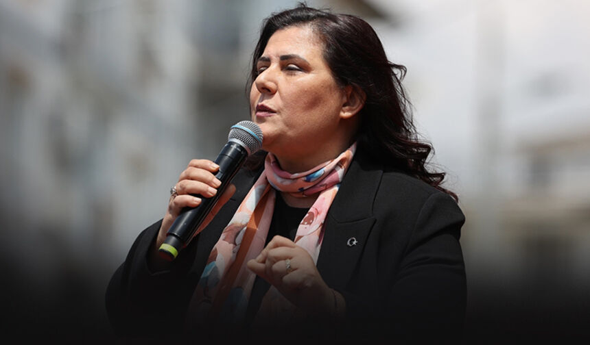 Çerçioğlu'nun AK Parti'ye geçmesinin ardından Aydın'da hizmet tartışması... 10 CHP’li başkandan ortak bildiri