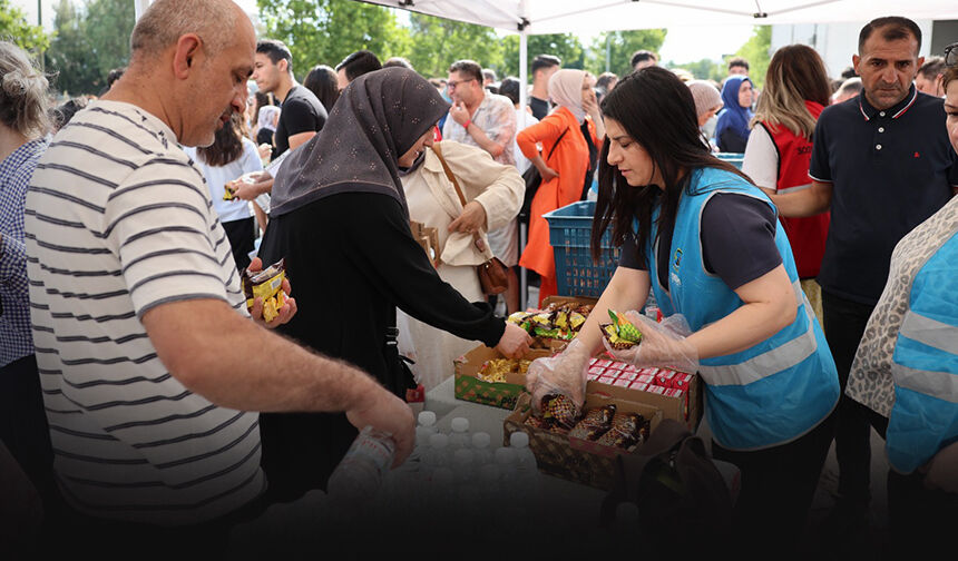 Menemen Belediyesi’nden YKS günü öğrencilere tam destek