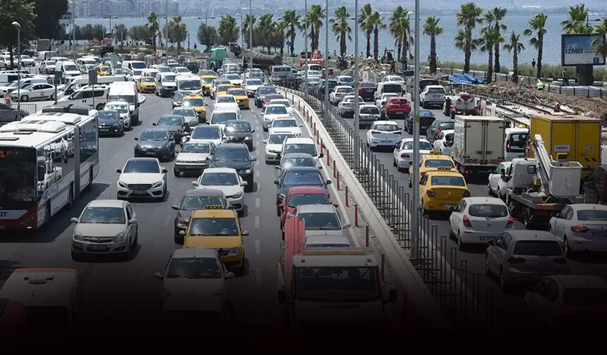 Trafiğe kayıtlı araç sayısı arttı: İzmirlilerin favorisi o marka oldu!