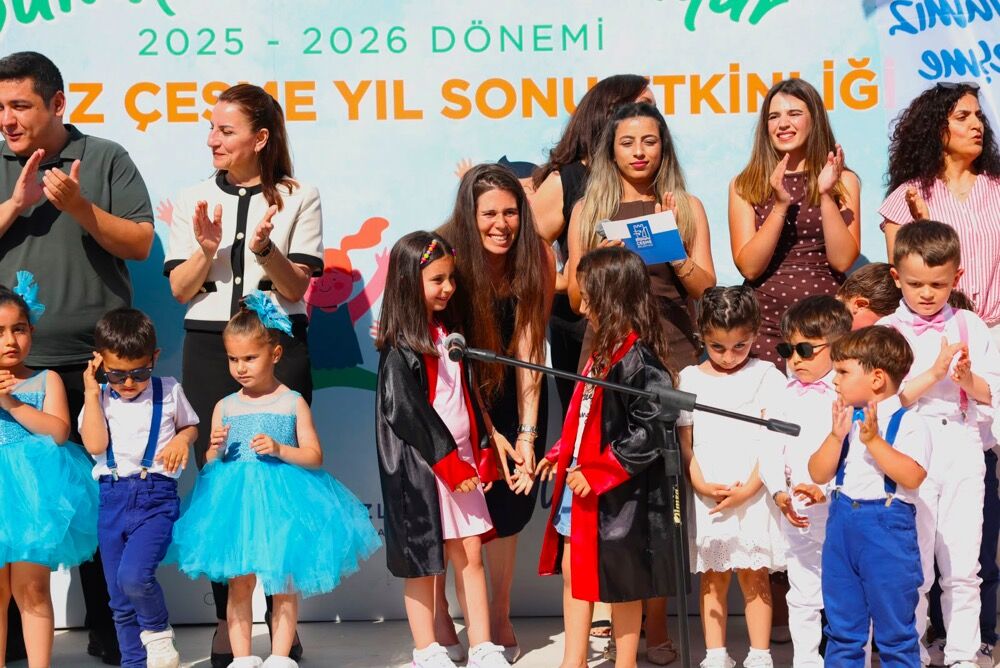 Yuvamız Çeşme’de Minikler Sertifikalarını Aldıphoto 2026 06 03 17 32 34