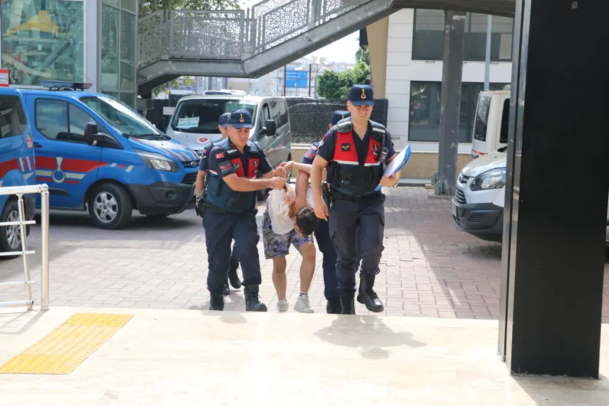 18 Yasinda Gta Oynar Gibi Kenti Birbirine Katti Suc Ustune Suc 5