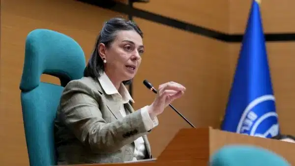 Üsküdar Belediye Başkanı Sinem Dedetaş tutuklandı