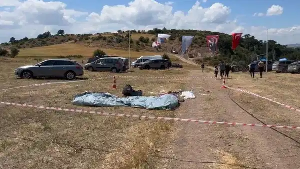 Çorum'da yamaç paraşütü faciası: Kayalıklara düşen pilot öldü