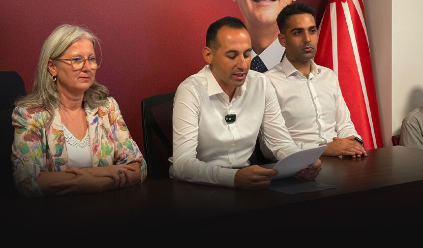 CHP’de bir istifada Gaziemir’den: İlçe yönetimi, kadın ve gençlik kolları görev bıraktı