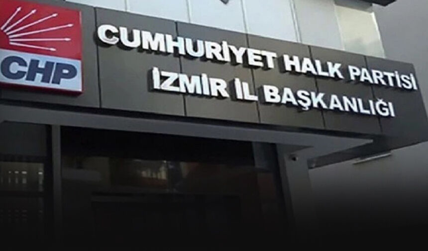 Özel'in yeni parti duyurusu sonrası İzmir'den kaç üye CHP'den istifa etti?