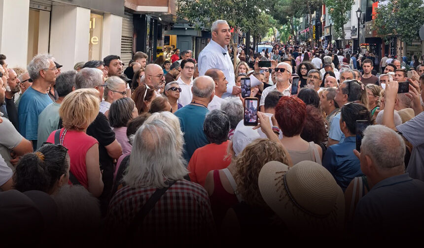CHP Karşıyaka İlçe Başkanlığı’ndan toplu istifa: Levent Güçlü yeni parti için ilk adımı attı