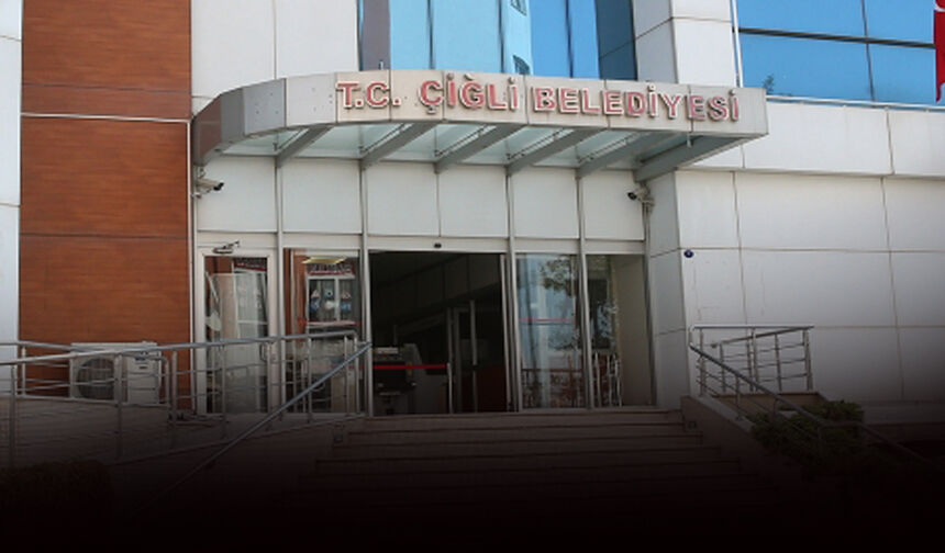 Çiğli'de başkan CHP'de: Meclis YENİ Parti'de!