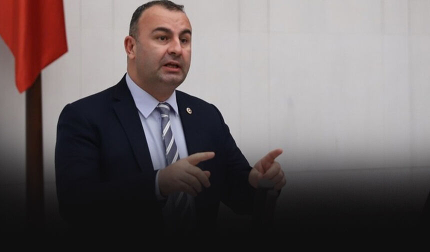 Ednan Arslan CHP'den istifa etti! Özgür Özel'in Yeni Parti'sine katıldı