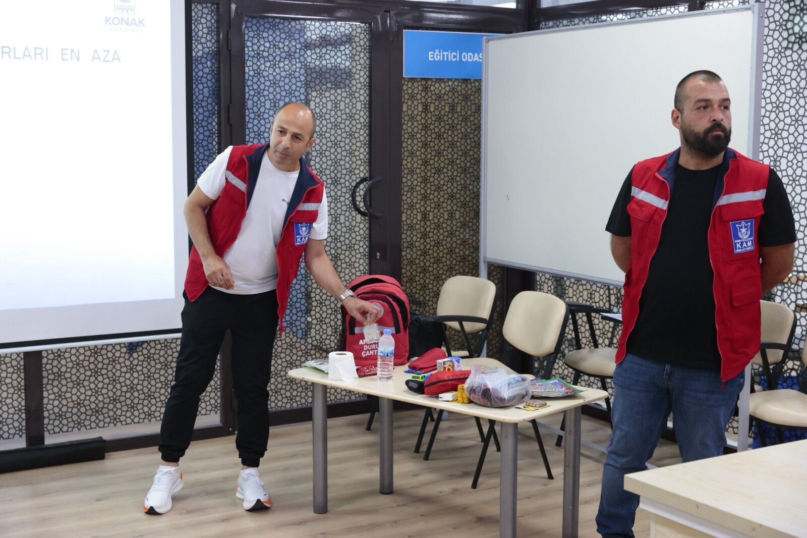 Konaklı Çocuklara Afet Farkındalık Atölyesi (2)