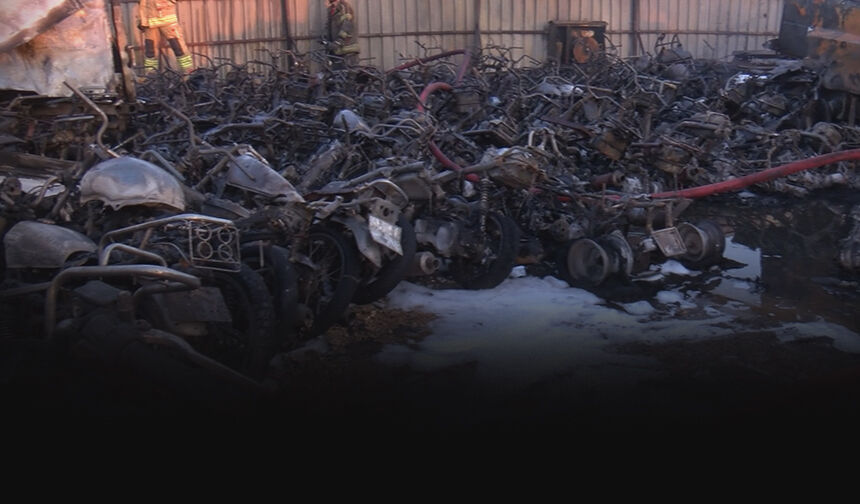 İzmir'de yediemin otoparkında korkutan yangın... Onlarca araç kül oldu!