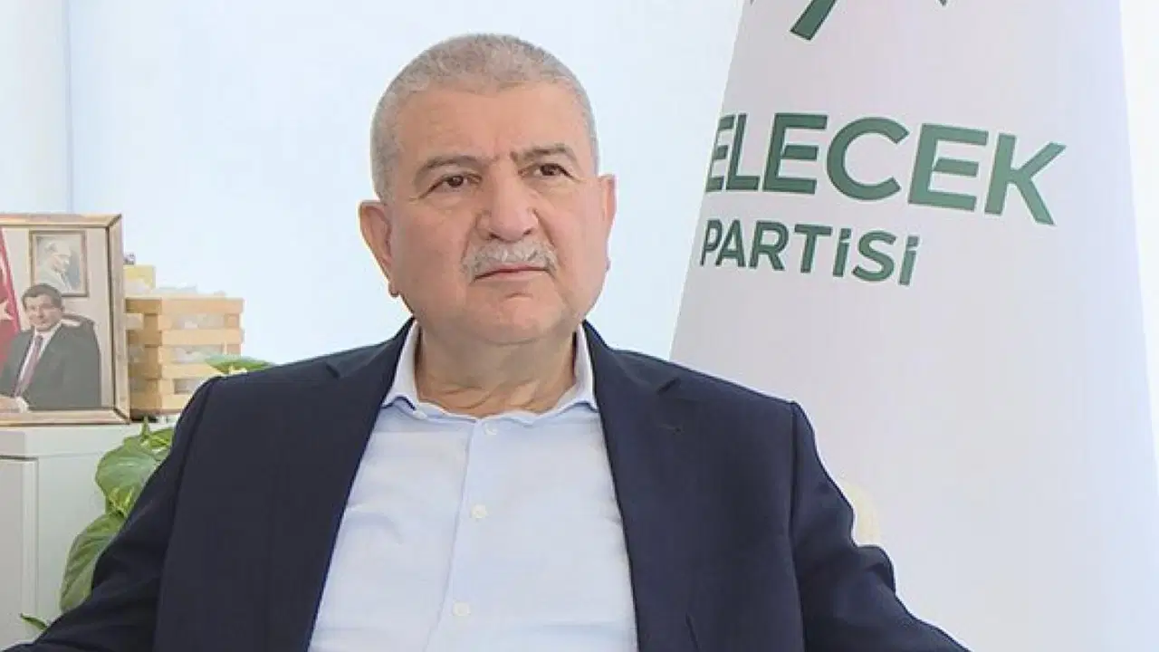Yeni Yol Partisi'nden istifa etti!