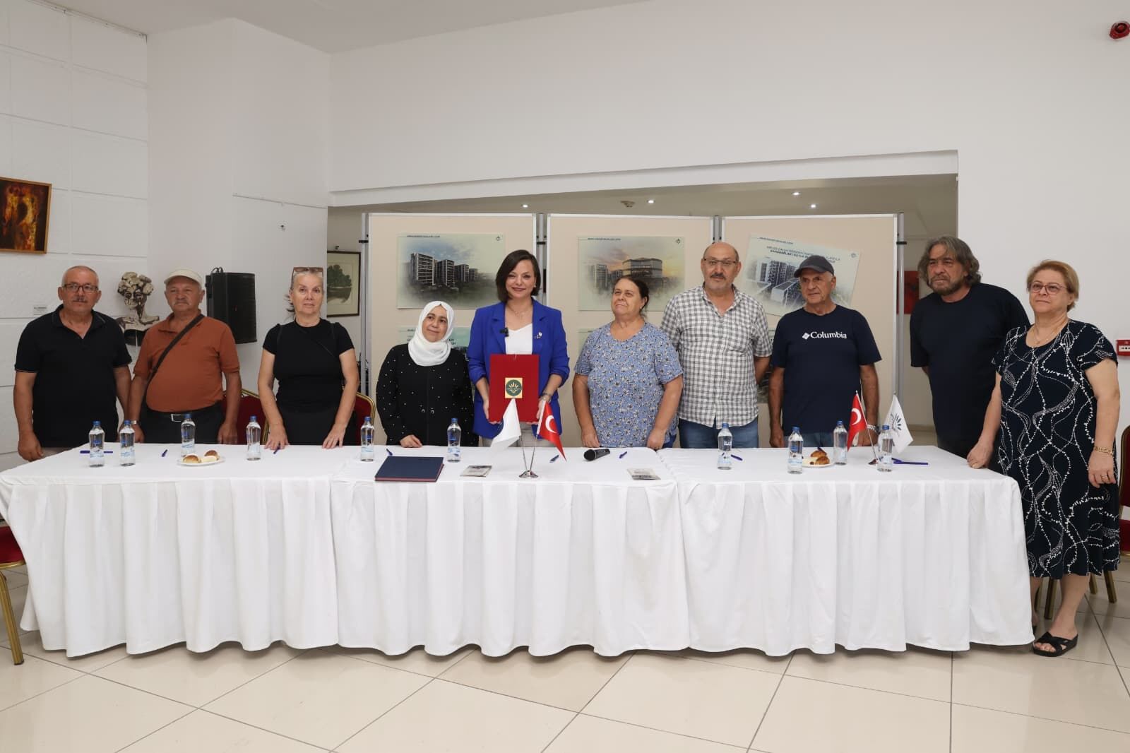 Karabağlar Belediyesi Osman Aksüner Mahallesi İmza Töreni (2)