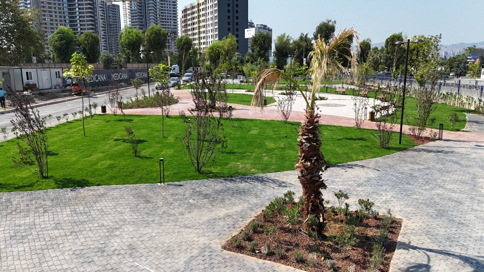 Konak’a Yeni Nefes Alanı 6 Bin Metrekarelik Park Hizmete Açılıyor (12)