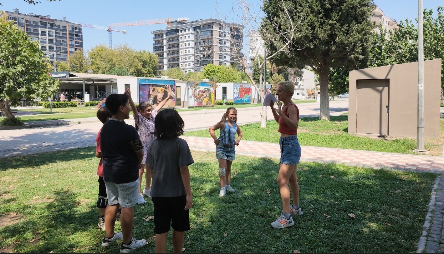 Bayrakli’da Çocuklar Yaz Okulu Atölyeleri̇nde Buluştu (2)