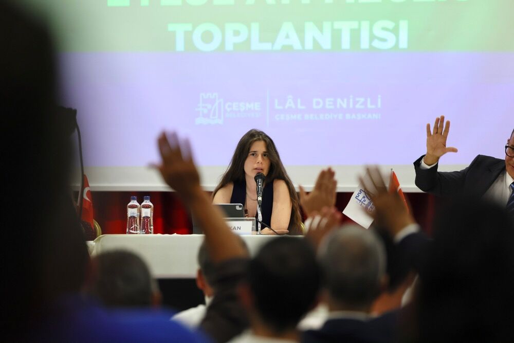 Çeşme Meclisi’nden Sokak Hayvanları, Gençler Ve Yaş Almış Vatandaşlar Için Önemli Kararlar Photo 2026 09 07 18 38 45