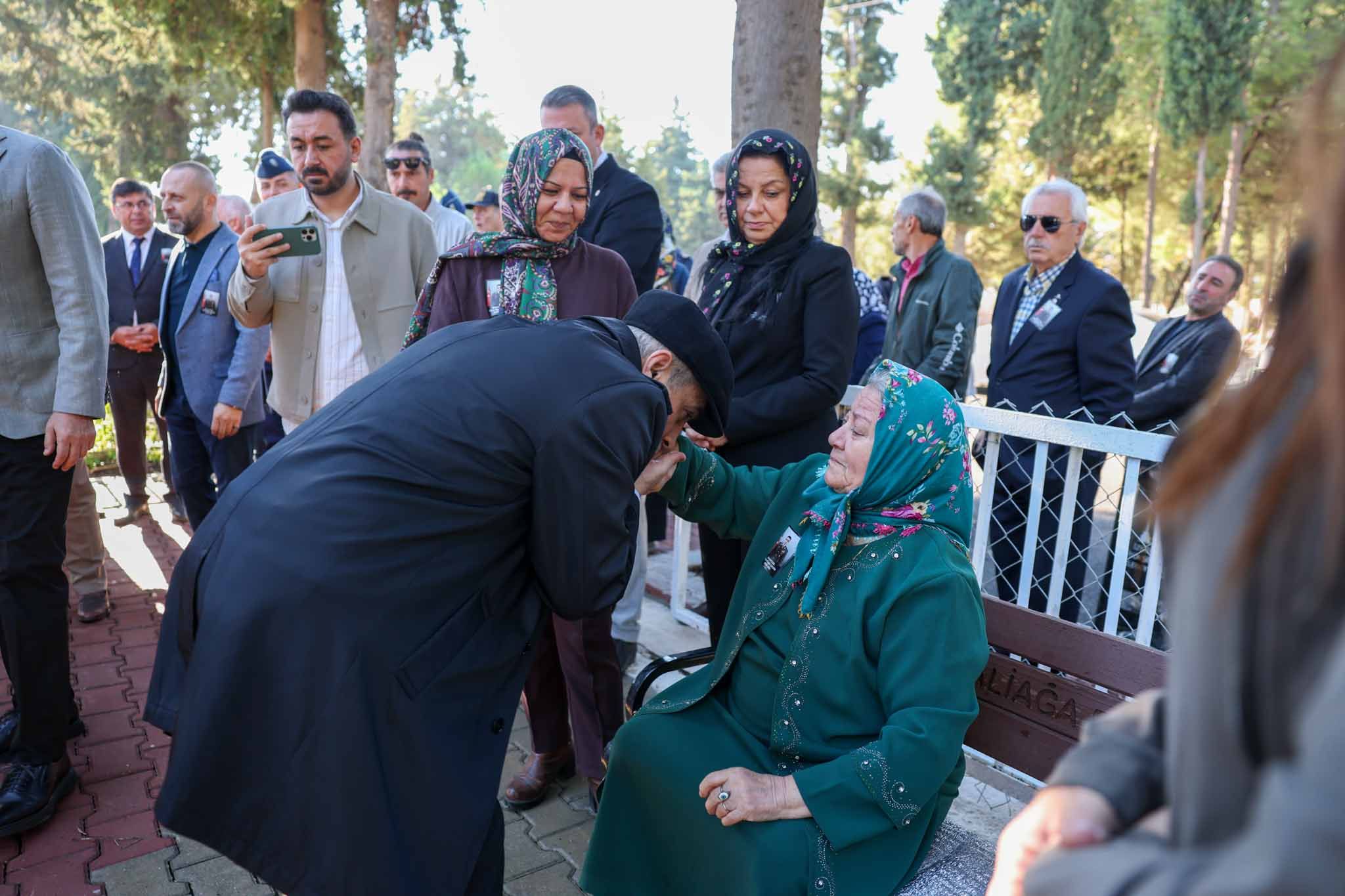 7 Ali̇ağali Şehi̇t Oğuz Özgür Çevi̇k, Şehadeti̇ni̇n 10. Yilinda Anildi