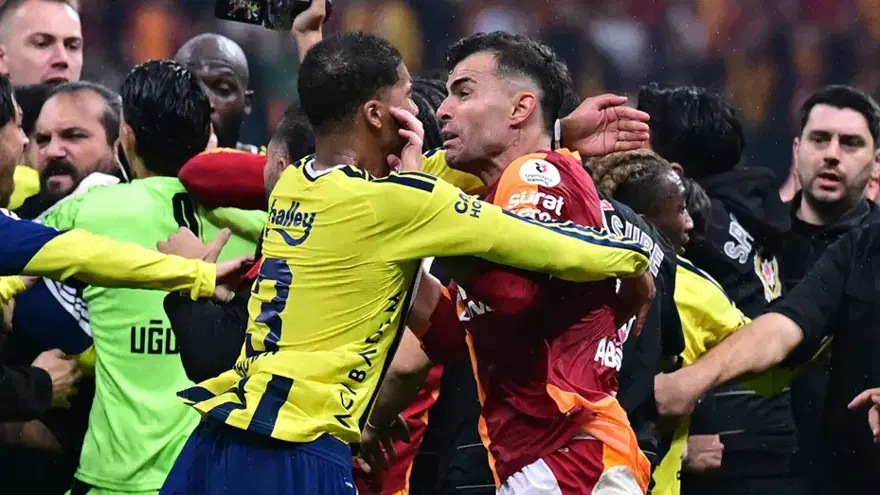 Archie Brown Abdulkerim Bardakci 1 M235N2351 397538 117513