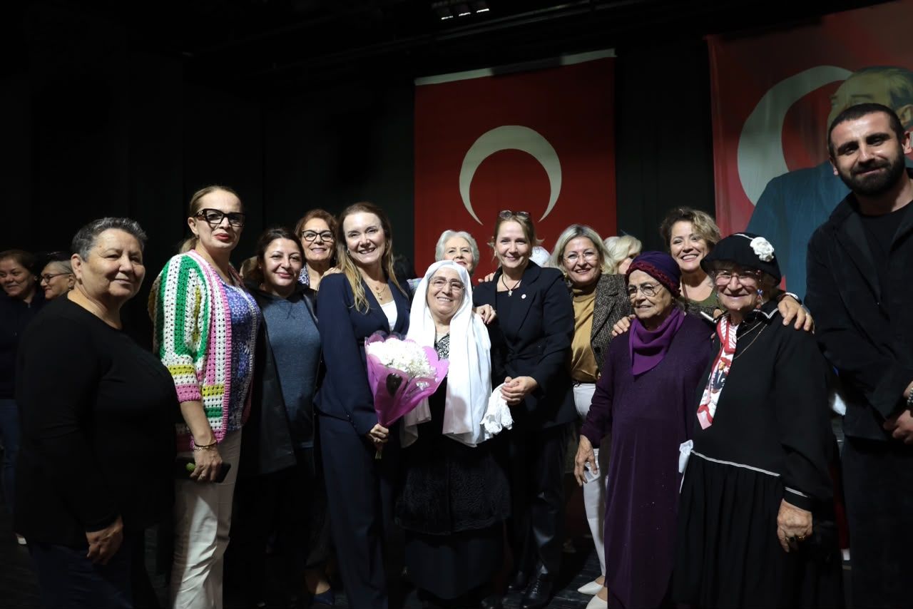Konak’ın Çınarlarından Unutulmaz Cumhuriyet Gösterisi (6)